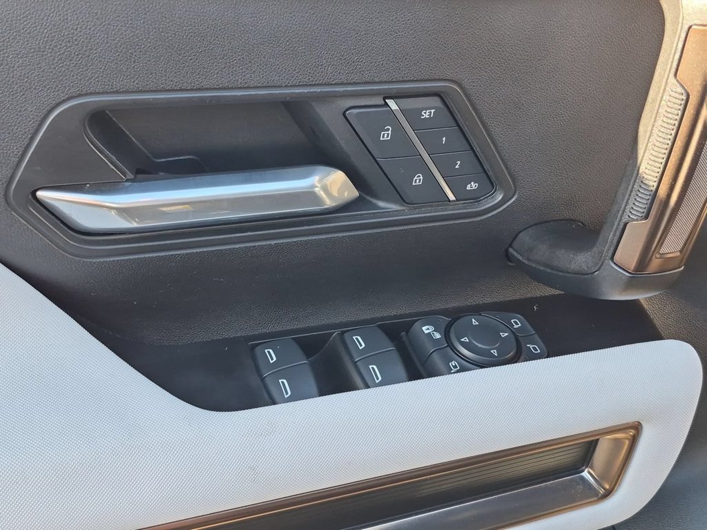 Used 2025 Void Black GMC 2X image 24