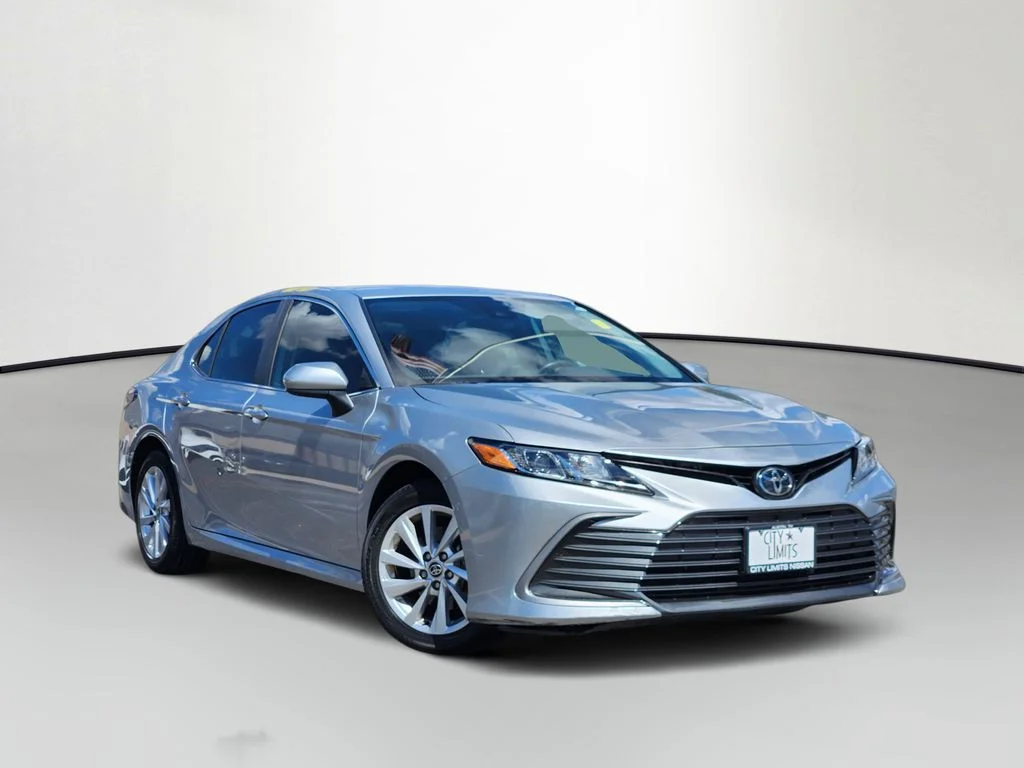Used 2023 Silver Toyota LE image 2