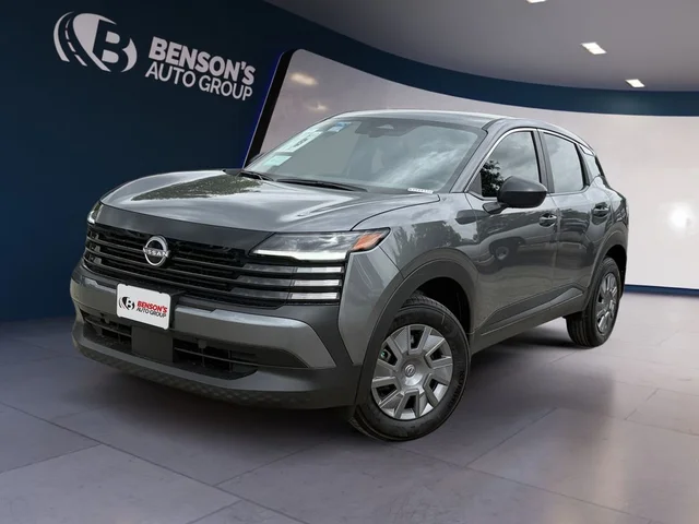 New 2026 Nissan Kicks S