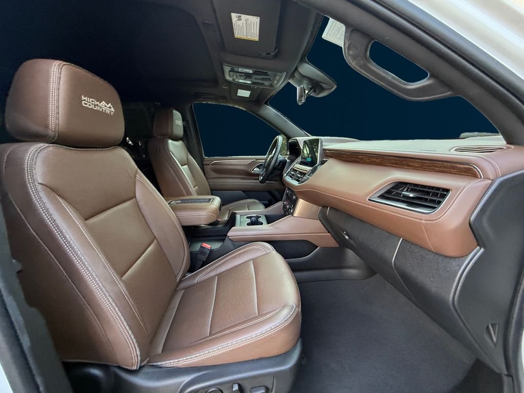 Used 2024 Beige Chevrolet High Country image 17
