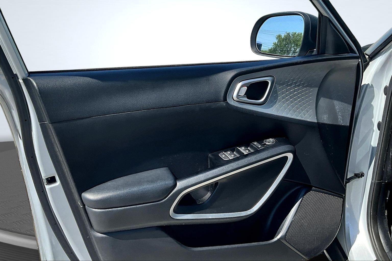 Used 2021 Silver Kia LX image 19
