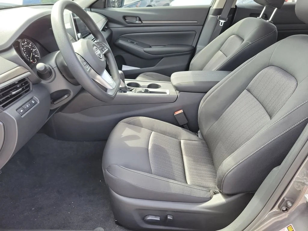 New 2026 Gray Nissan 2.5 SV image 19