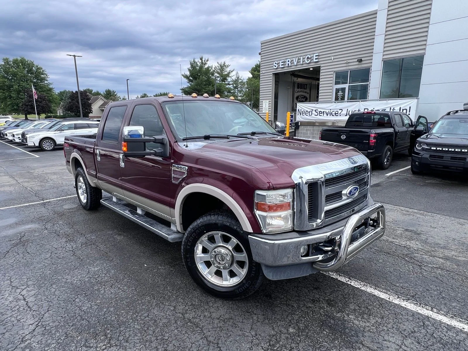 Used 2009 Royal Red Clearcoat Metallic Ford Lariat image 11