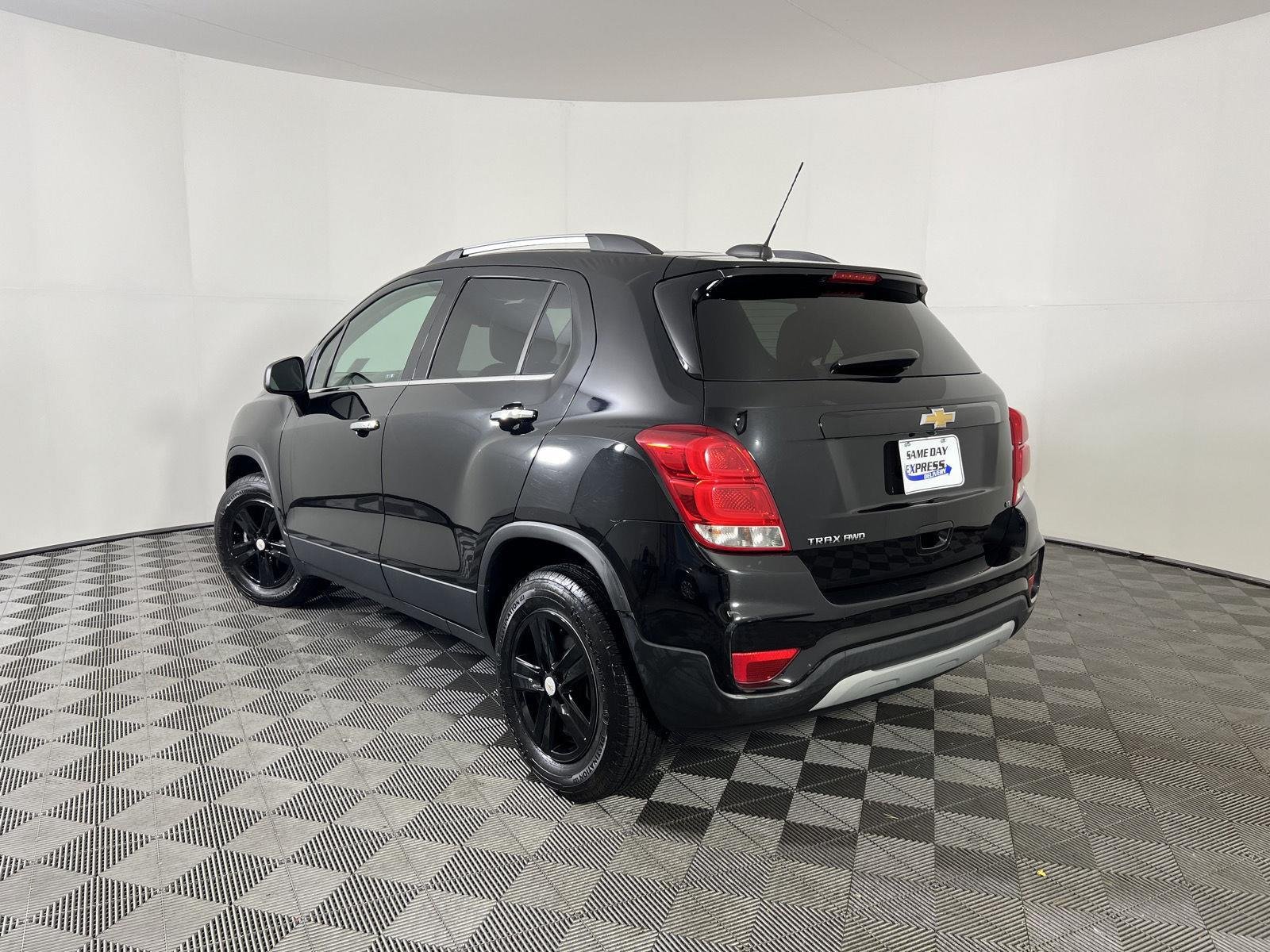 Used 2019 Black Metallic Chevrolet LT image 25