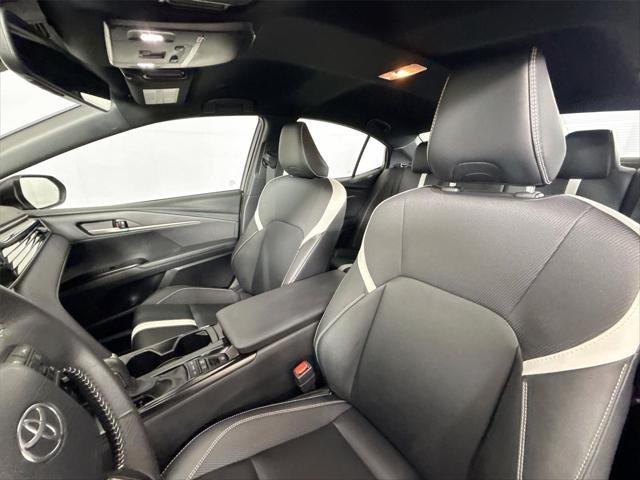 Certified Used 2025 MIDNIGHT BLACK METALLIC Toyota  image 3
