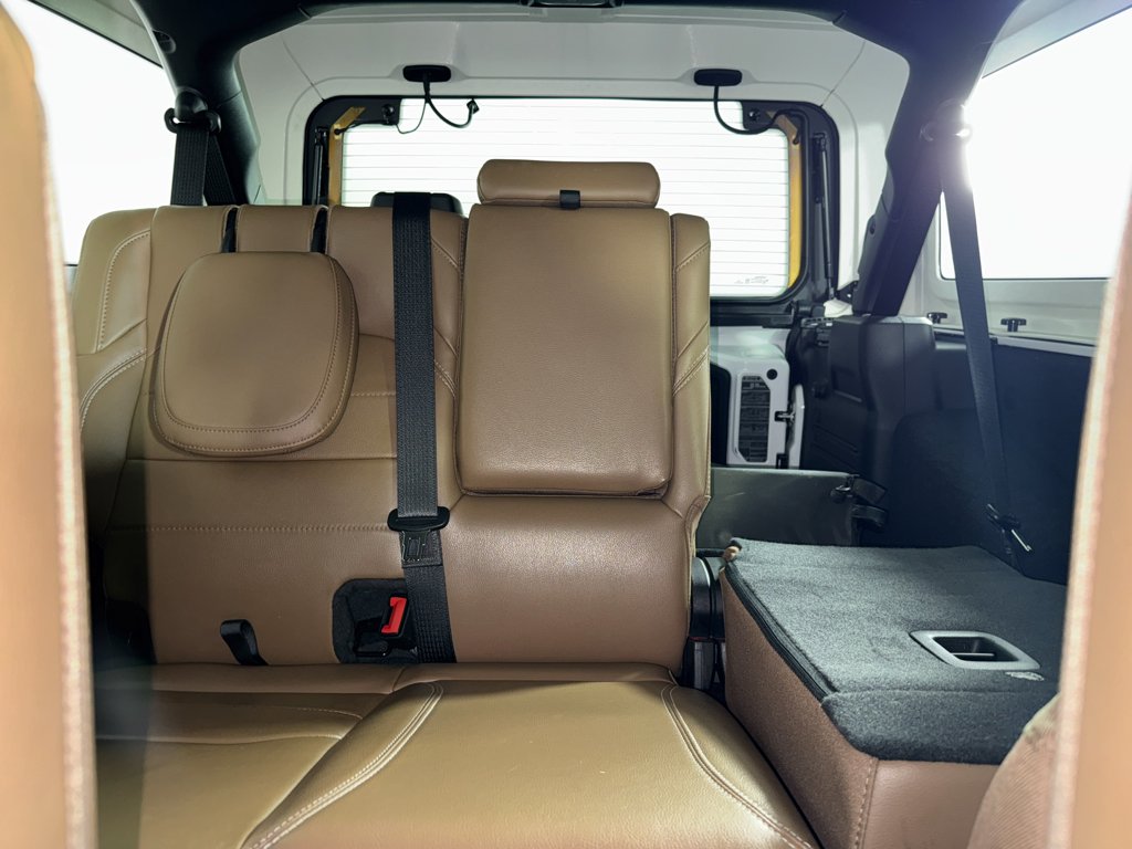 Used 2023 Bright White Clearcoat Jeep Sahara image 7