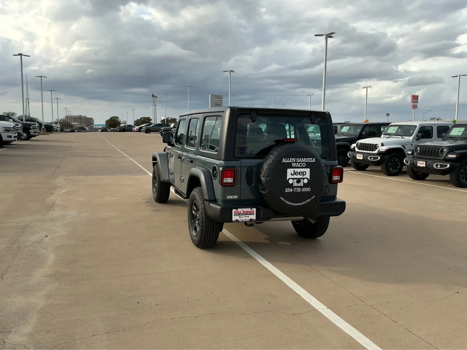 New 2026 Anvil Clear-Coat Exterior Paint Jeep Sport image 8