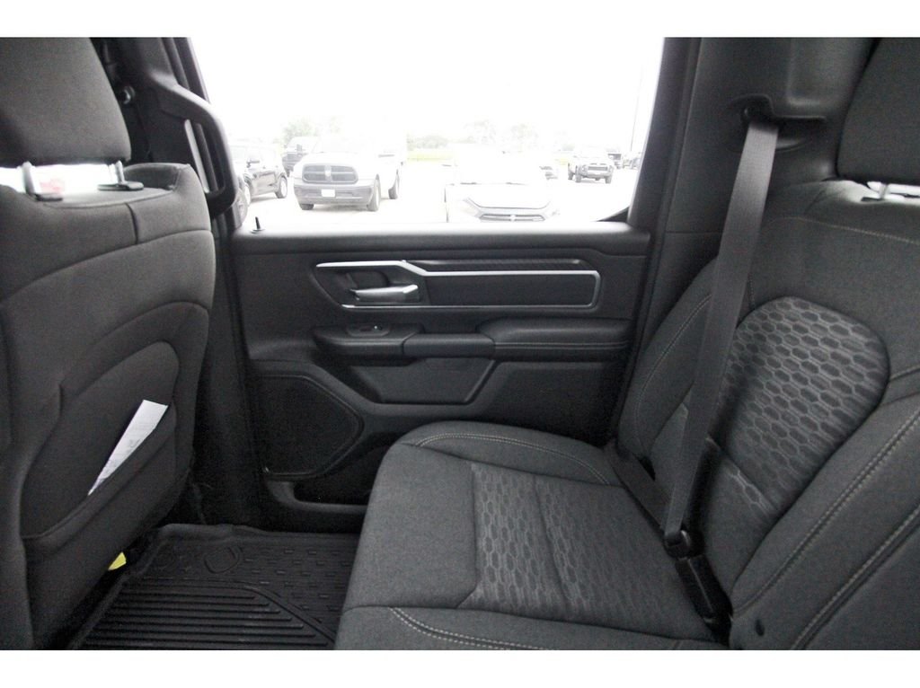 New 2026 Granite Crystal Metallic Clear-Coat Exterior Paint RAM Big Horn/Lone Star image 12