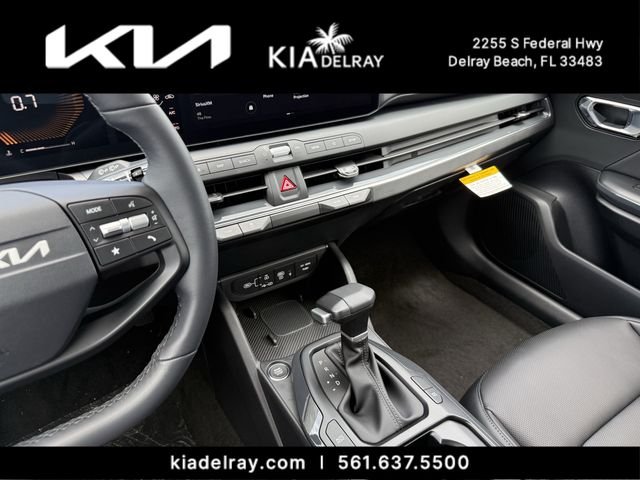 New 2026 Currant Red Kia EX image 24