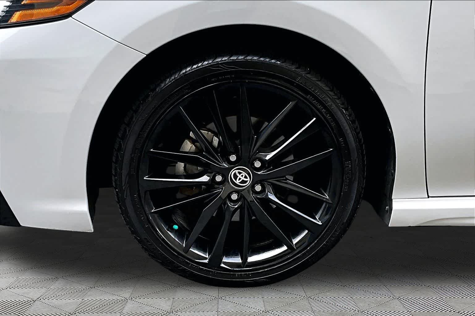 Used 2023 Ice Edge Toyota XSE image 11