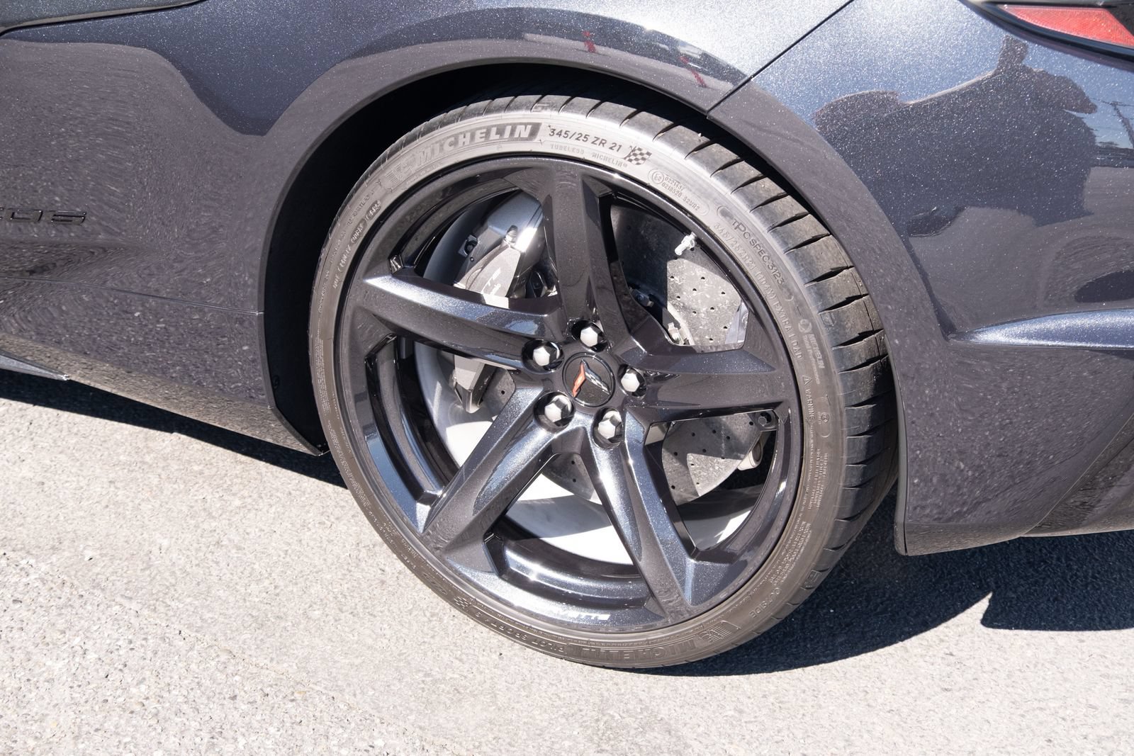 Used 2024 Carbon Flash Metallic Chevrolet 3LZ image 17