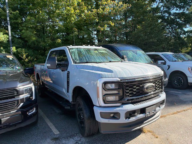Used 2026 Gray Metallic Ford Lariat image 3