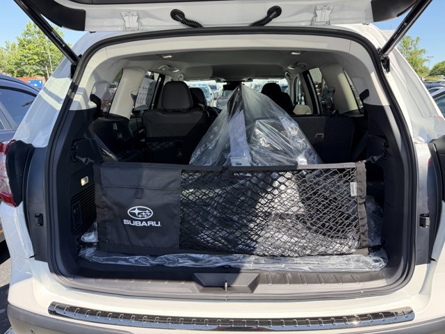 New 2026 CRYSTAL WHITE PEARL Subaru Premium 7-Passenger image 54