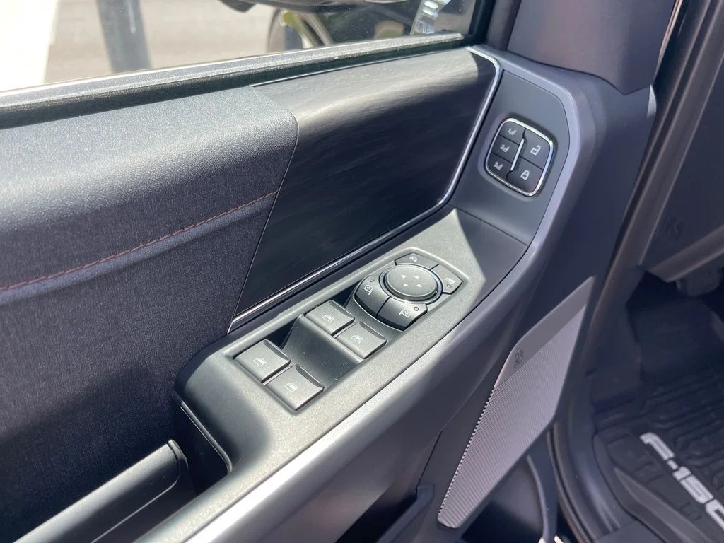 New 2026 Agate Black Metallic Ford Lariat® image 5