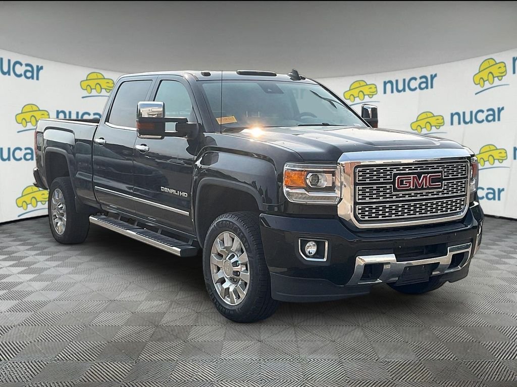 Used 2019 Black GMC Denali image 1