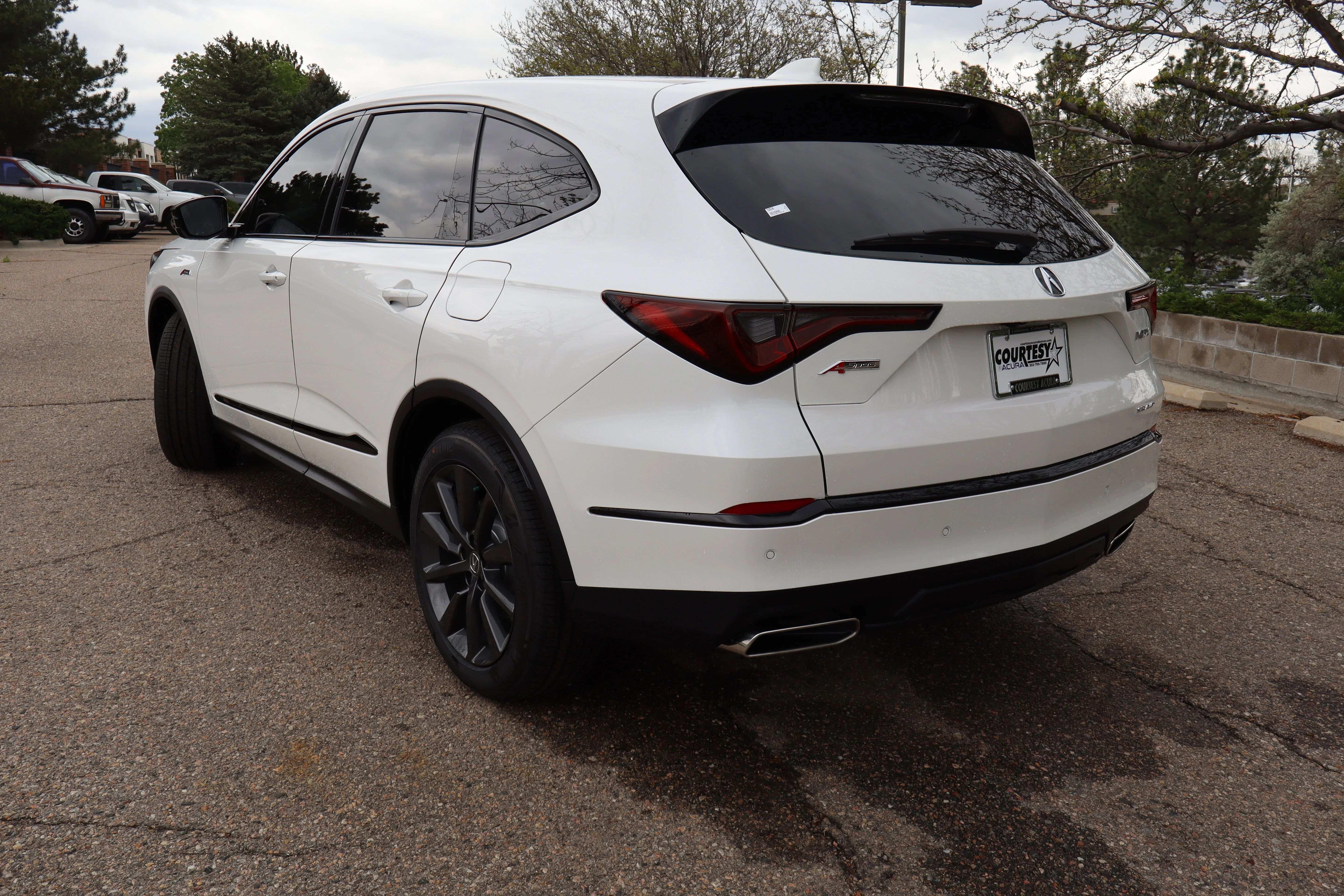 New 2026 Platinum White Pearl Acura w/A-Spec Package image 4