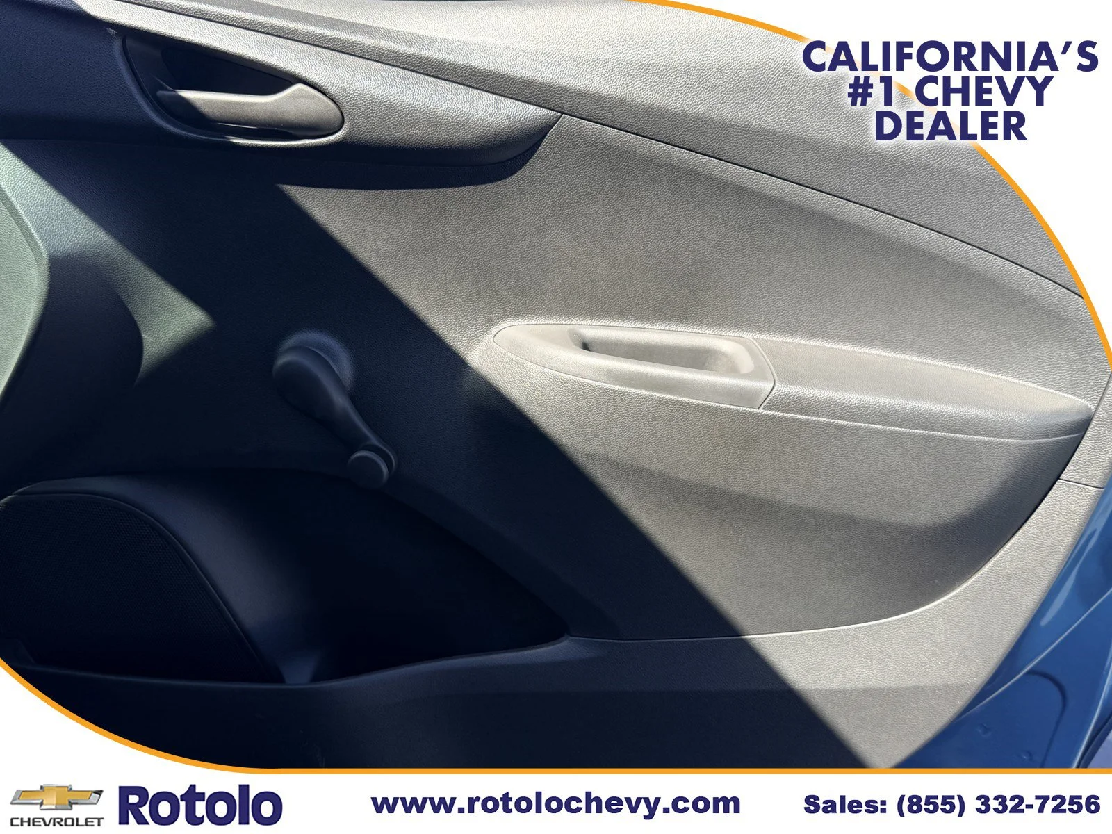 Used 2020 Caribbean Blue Chevrolet LS image 9