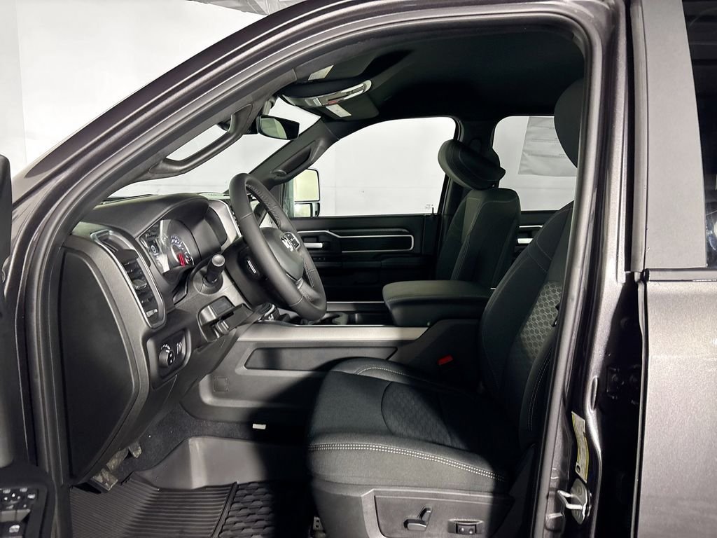 New 2026 Granite Crystal Metallic Clearcoat RAM Big Horn image 11