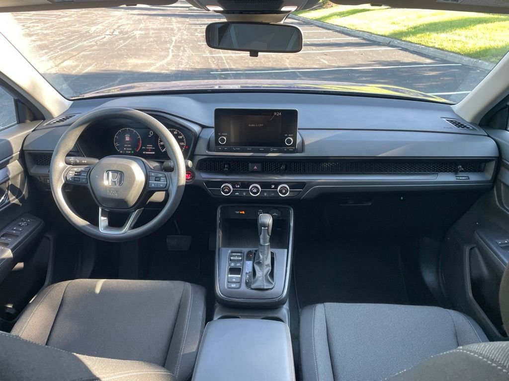 2025 Honda CR-V LX - Photo 22