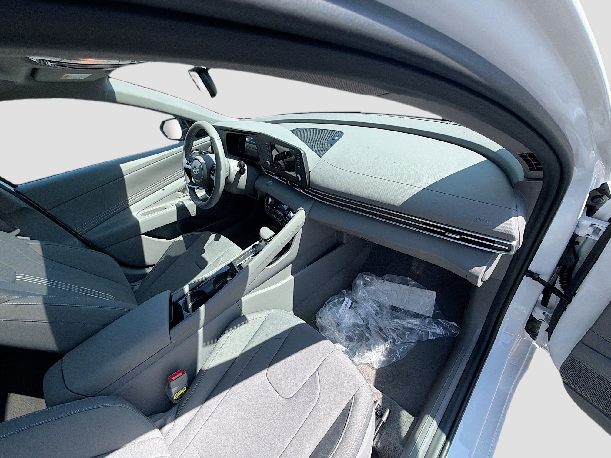 2026 Hyundai Elantra SEL - Photo 45