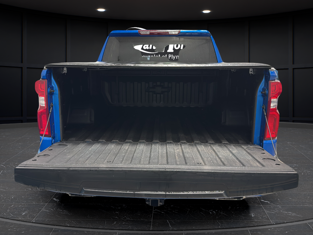 Used 2022 Glacier Blue Metallic Chevrolet RST image 25