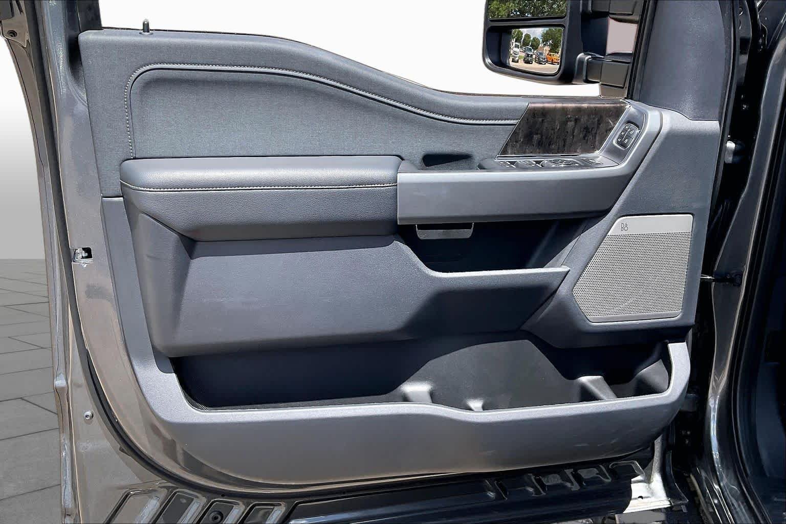 New 2026 Carbonized Gray Metallic Ford F-250® Lariat® image 10