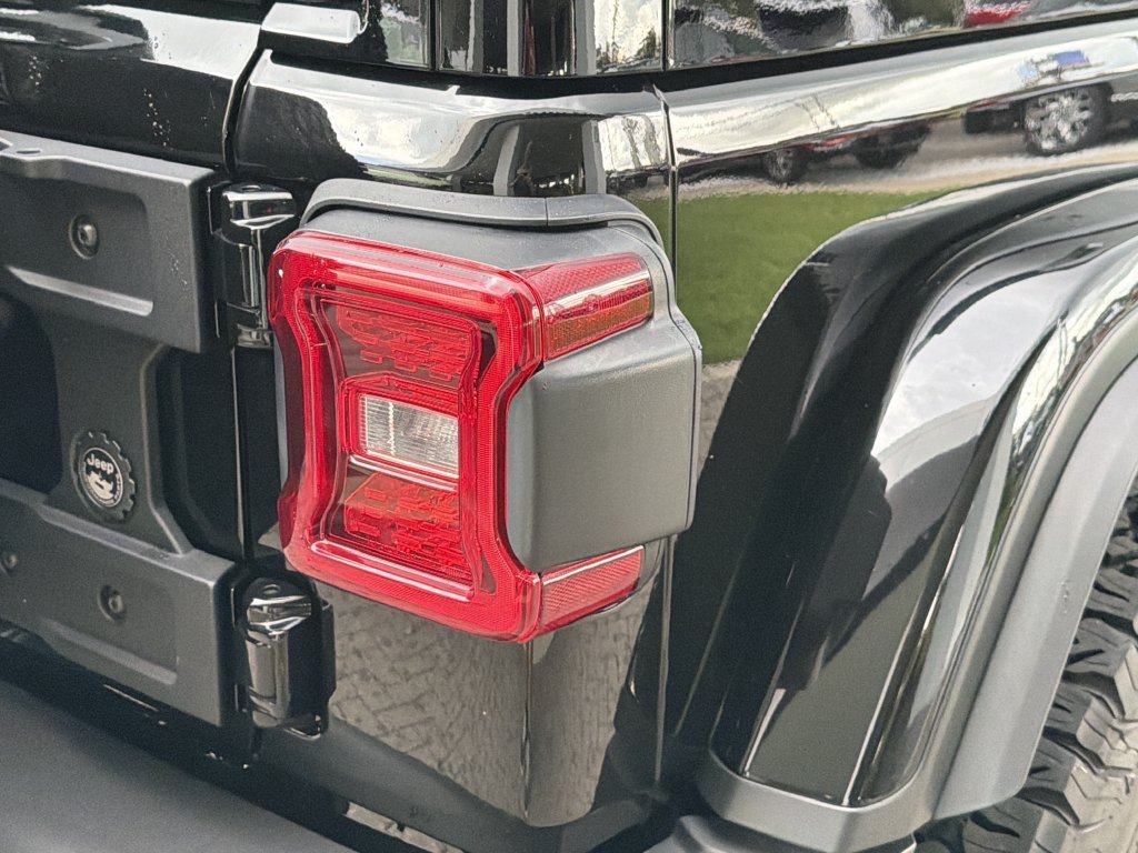 2025 Jeep Wrangler 4-Door Rubicon 392 Final Edition - Photo 14