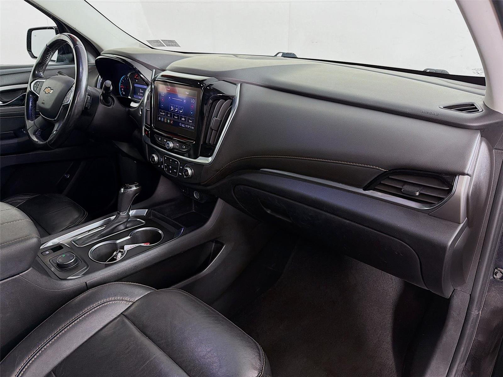 Used 2020 MIDNIGHT BLUE METALLIC Chevrolet LT Leather image 31