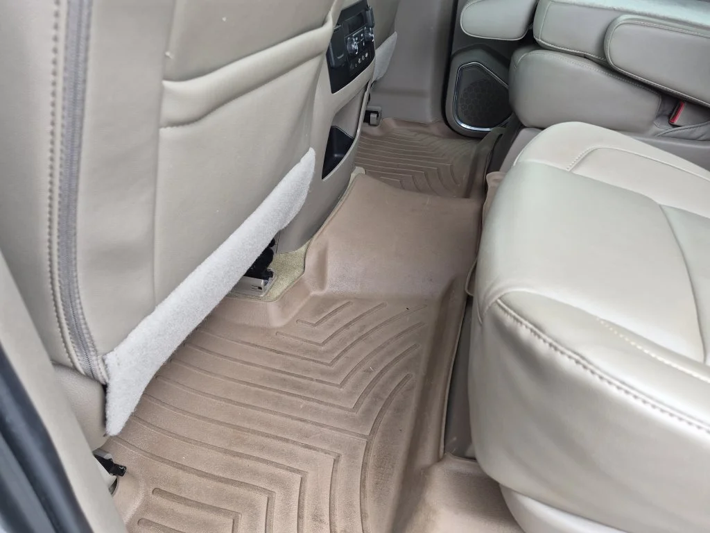 Used 2018 Silver Chevrolet LT image 32