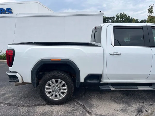 Used 2021 SUMMIT WHITE GMC Denali image 4