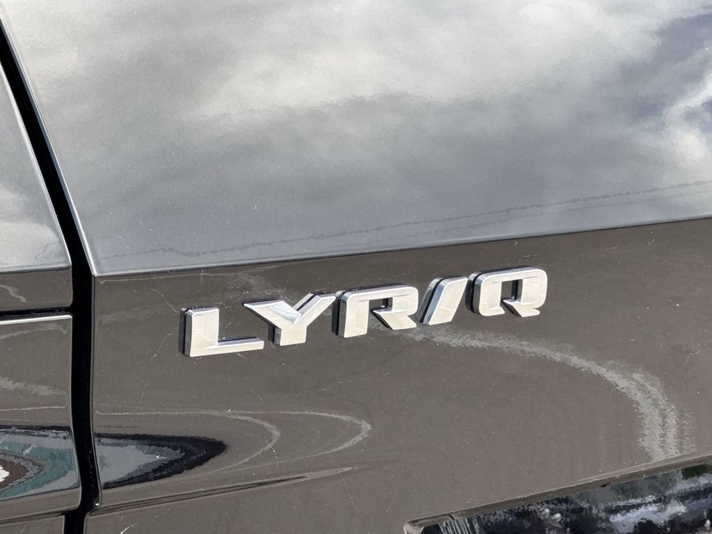 2026 Cadillac LYRIQ V Premium - Photo 27