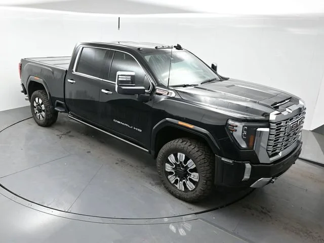 Used 2024 Onyx Black GMC Denali image 17