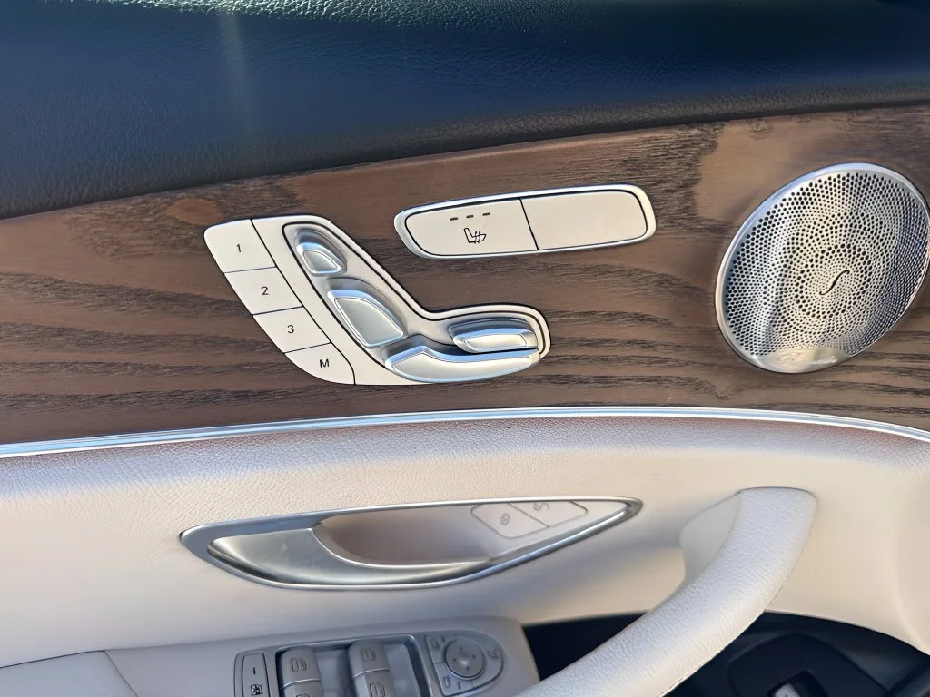Used 2023  Mercedes-Benz E 450 image 23
