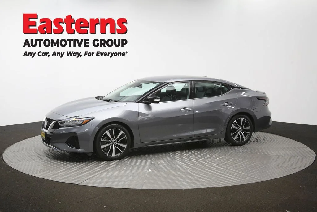 Used 2023 Gray Nissan SV image 58