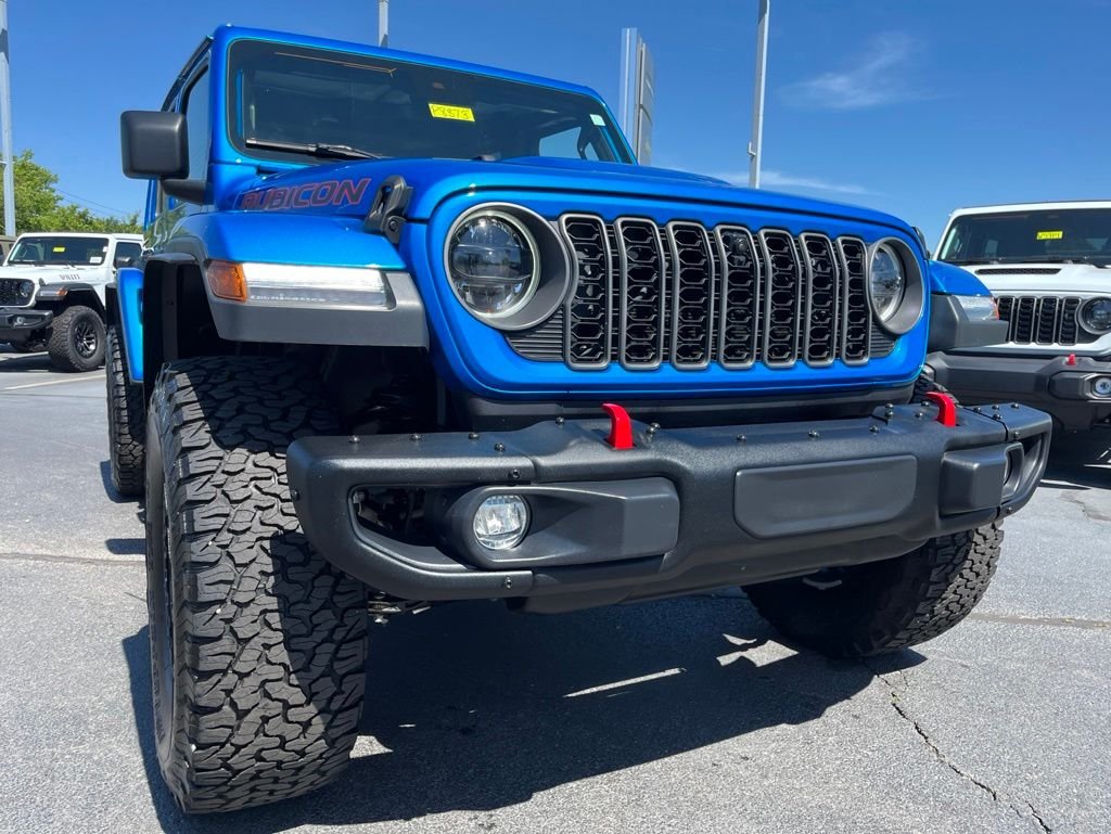 Used 2025 Blue Pearl Jeep Rubicon X image 31