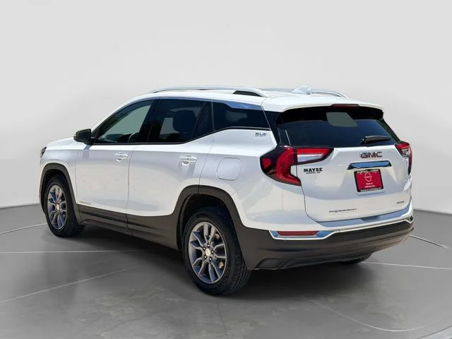 Used 2023 White GMC SLT image 6