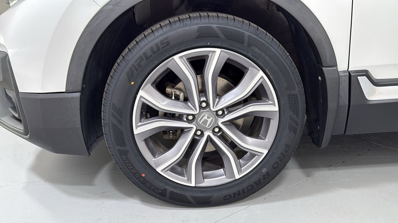 Used 2021 White Honda Touring image 24