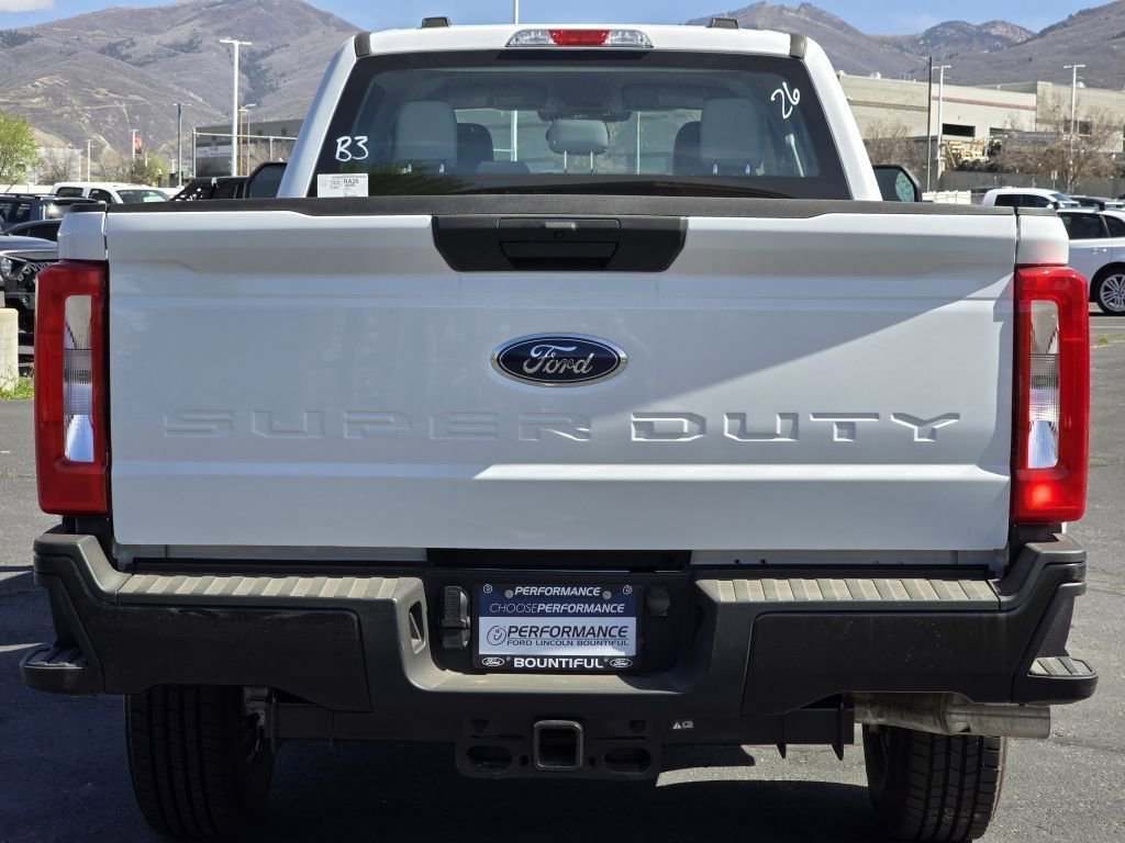 New 2026 Oxford White Ford XL image 21