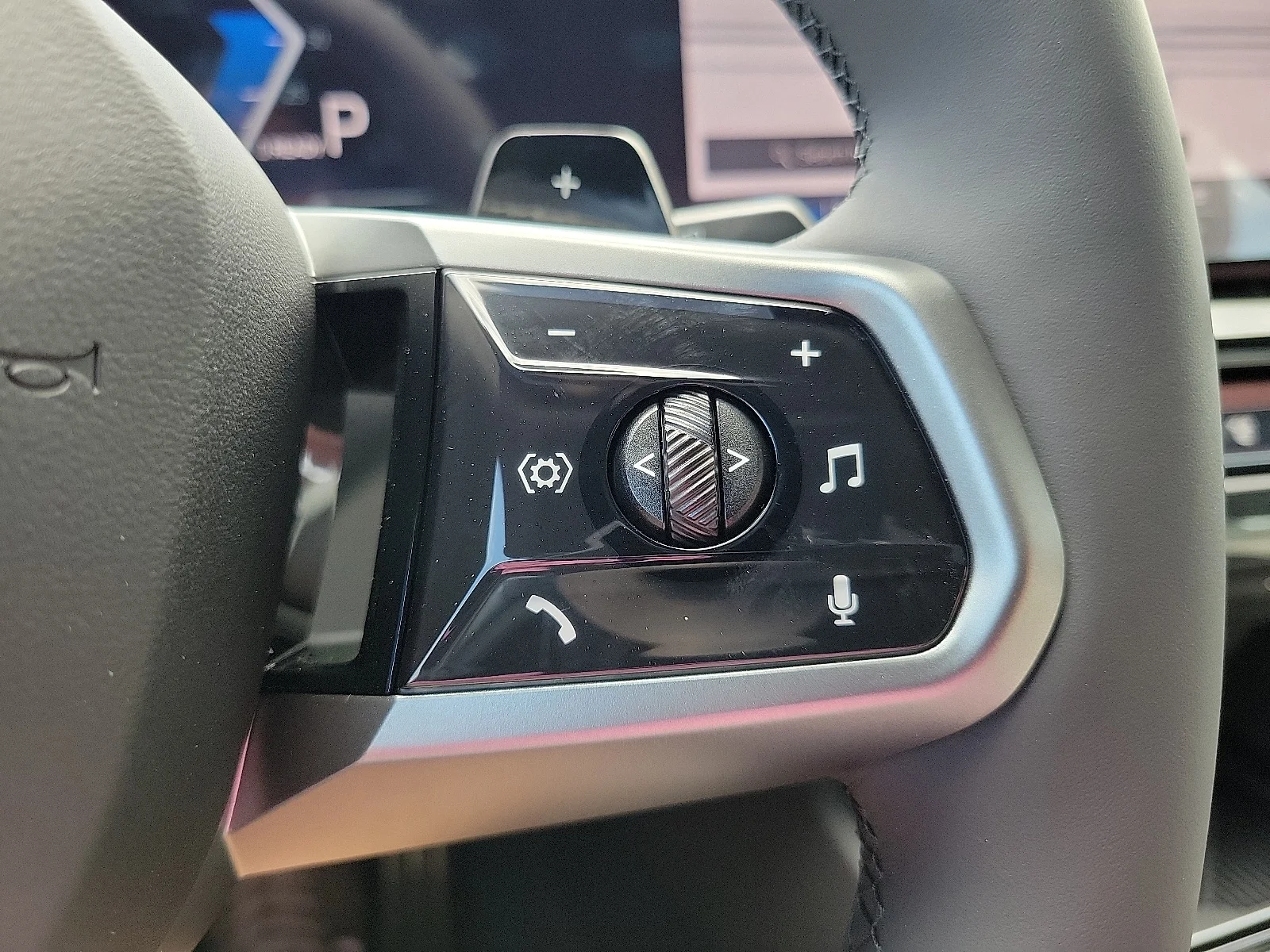 New 2026 Alpine White BMW xDrive All-Wheel Drive image 19