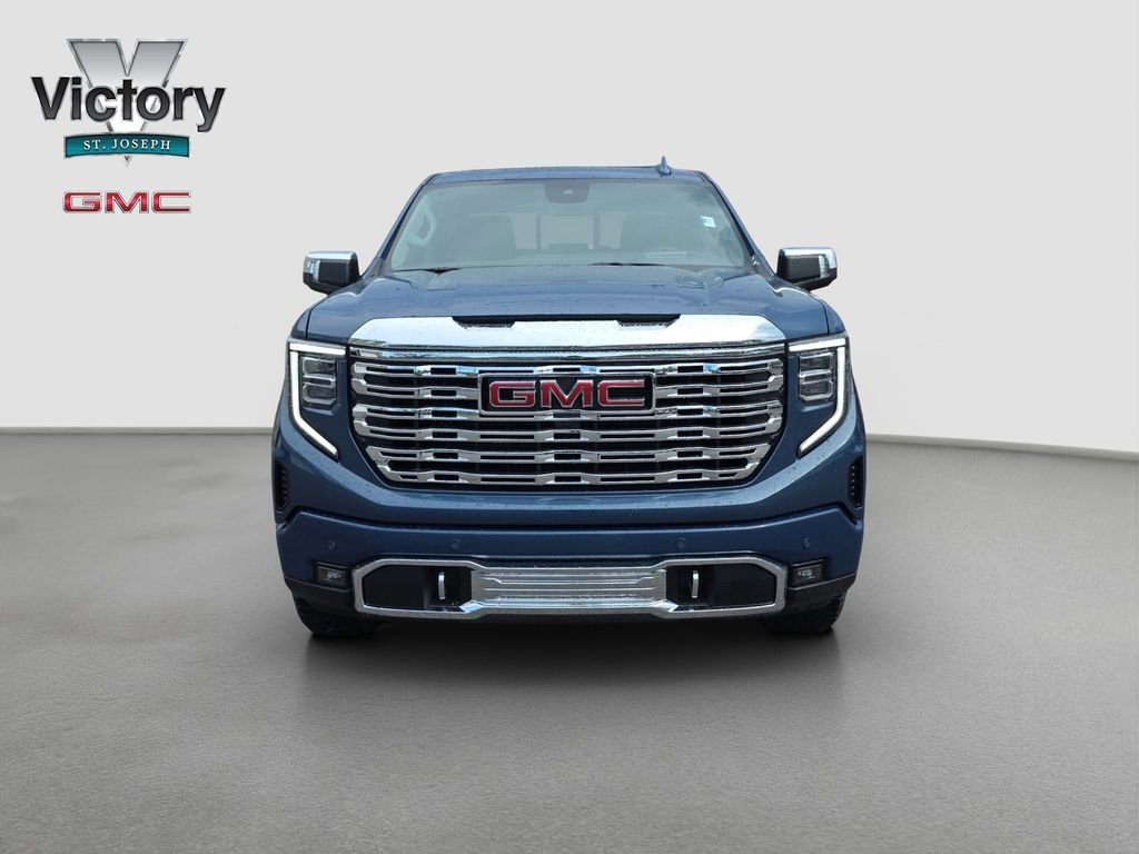 2026 GMC Sierra 1500 Denali - Photo 2