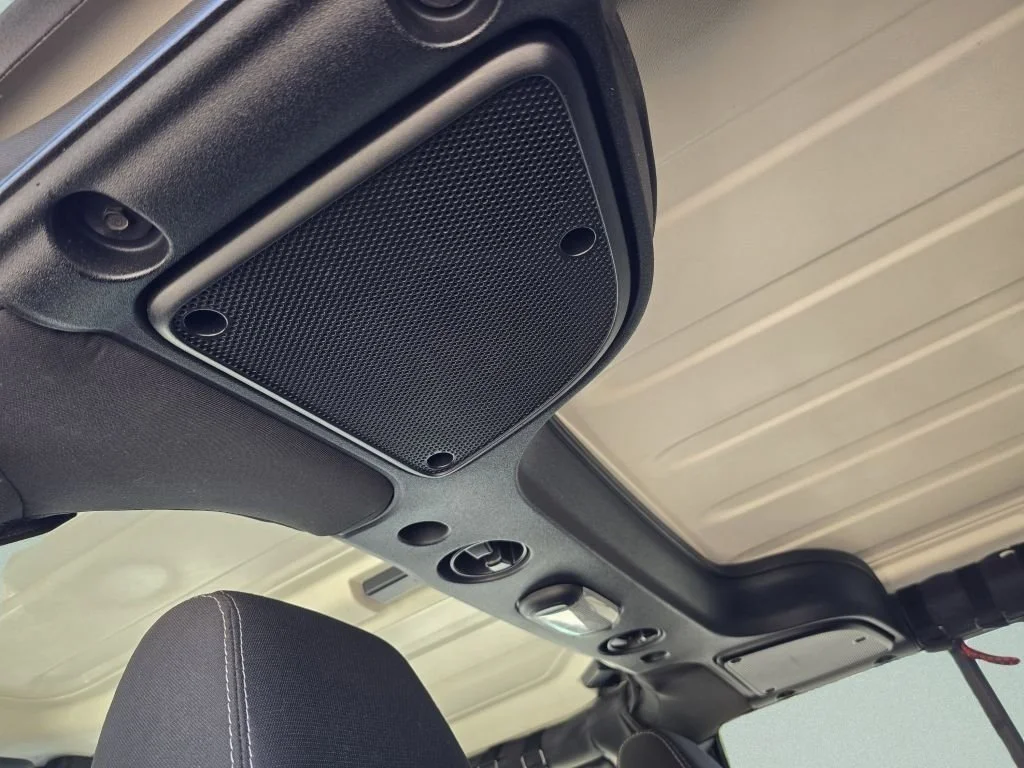 Used 2018 Black Clearcoat Jeep Sahara image 24