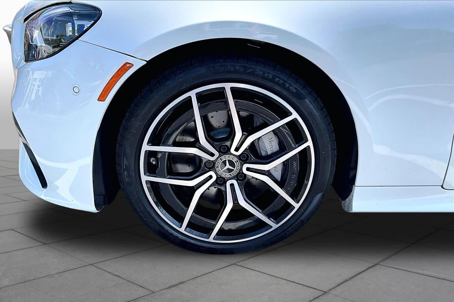 2023 Mercedes-Benz E-Class 8