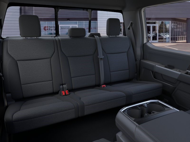 New 2026 Oxford White Ford XLT image 12