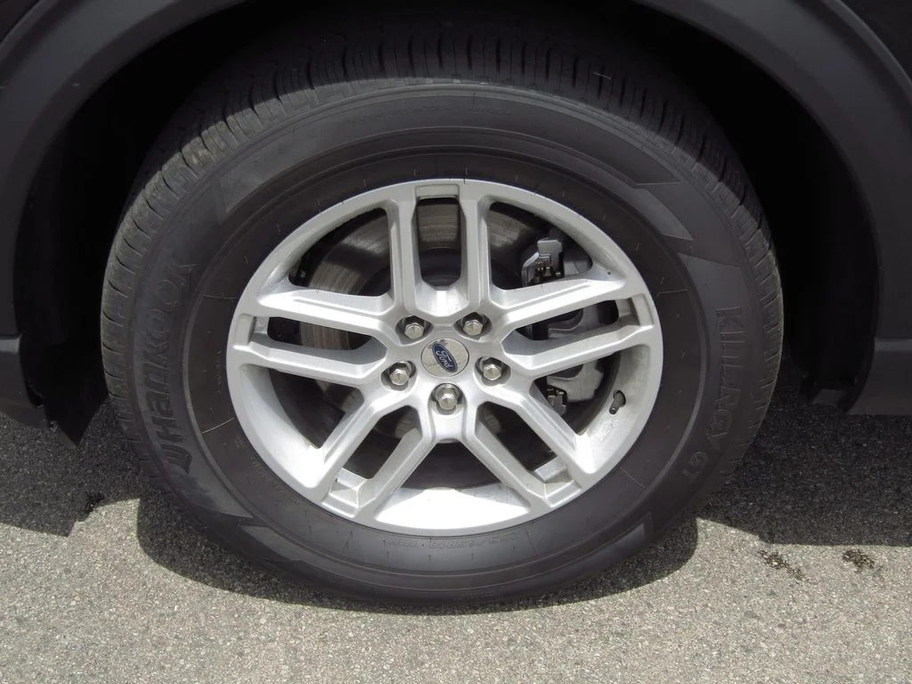New 2026 Agate Black Metallic Ford Active image 9