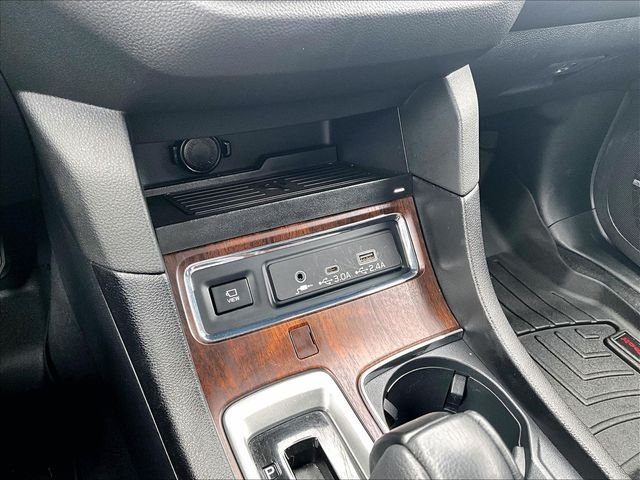Used 2024 Red Subaru Touring image 28