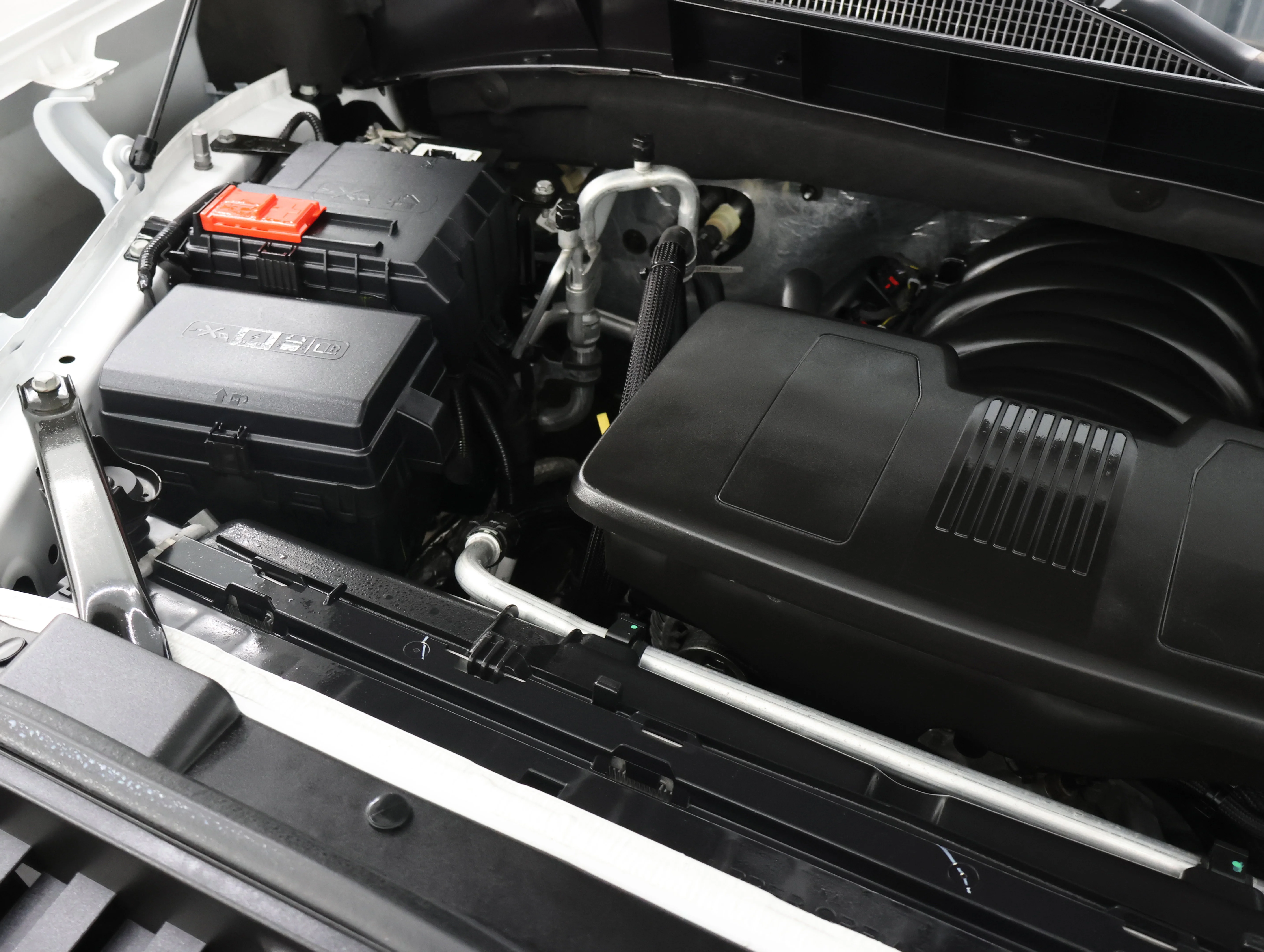 Used 2020 Summit White Chevrolet LT image 18