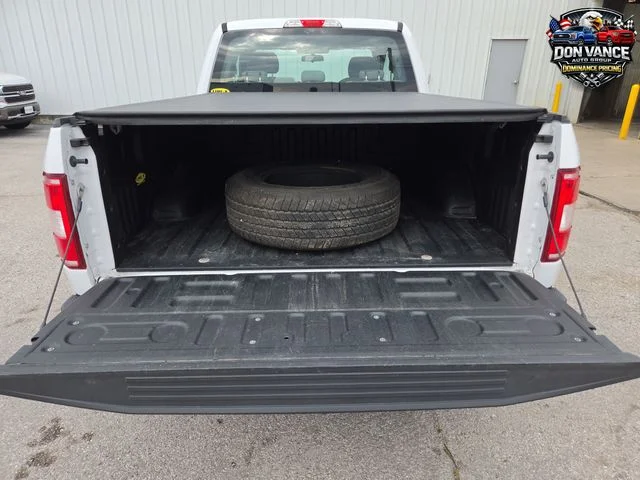 Used 2018 White Ford XL image 24