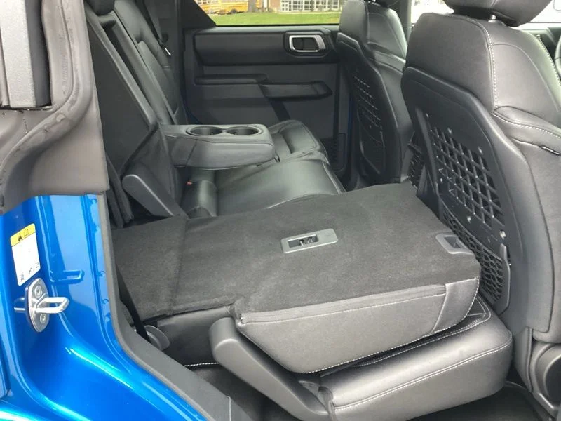 New 2025 Velocity Blue Metallic Ford Badlands® image 17