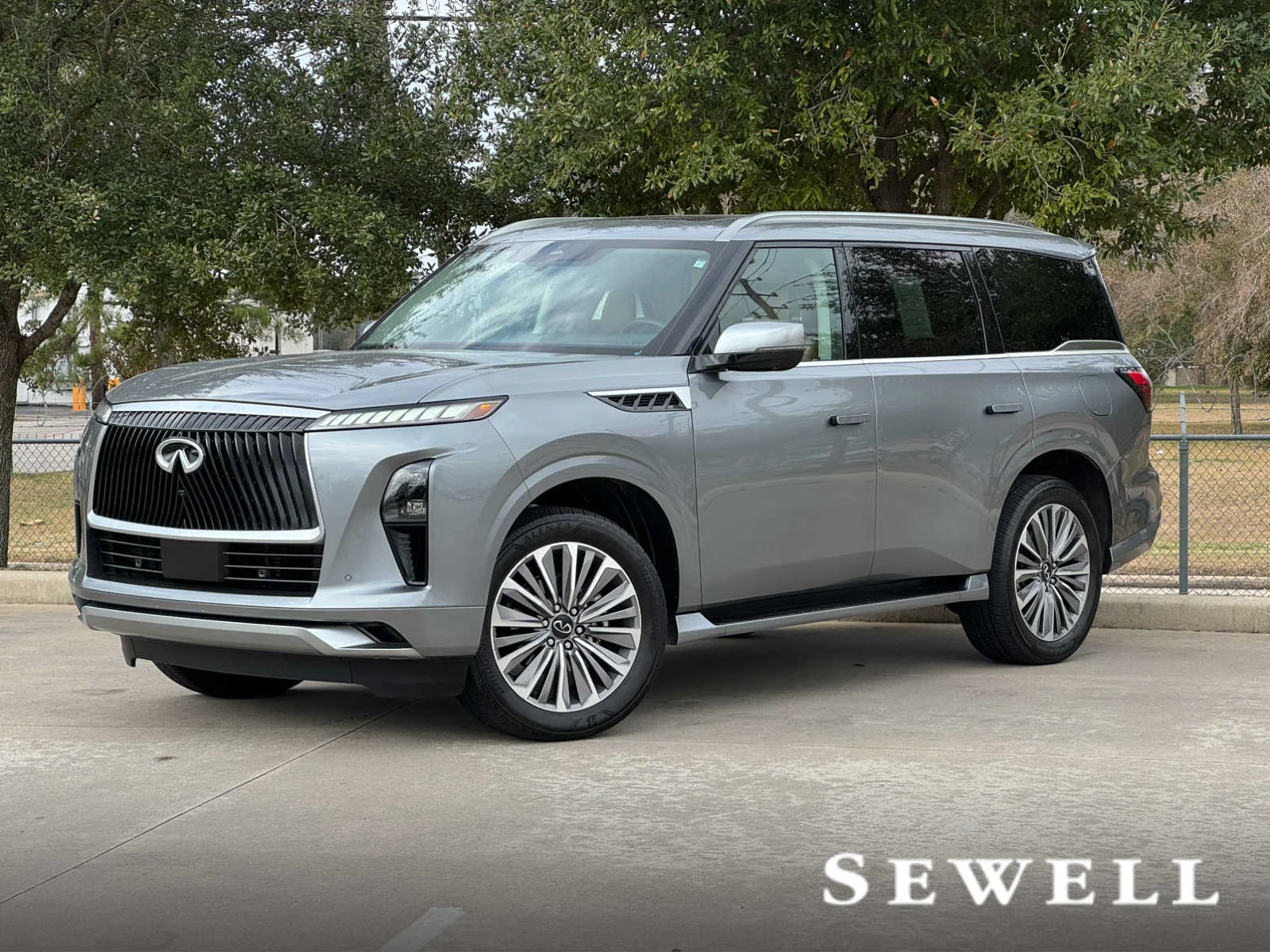 2025 INFINITI QX80 Sensory 4WD's photo