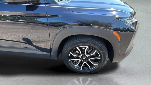 Used 2021 MIDNIGHT BLUE METALLIC Chevrolet ACTIV image 33